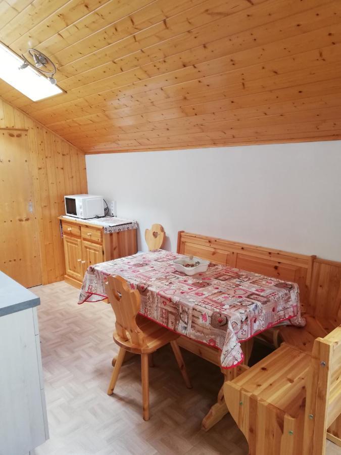 Апартаменти Cesa Pier Sellaronda Dolomiti Кампітелло-ді-Фасса Екстер'єр фото